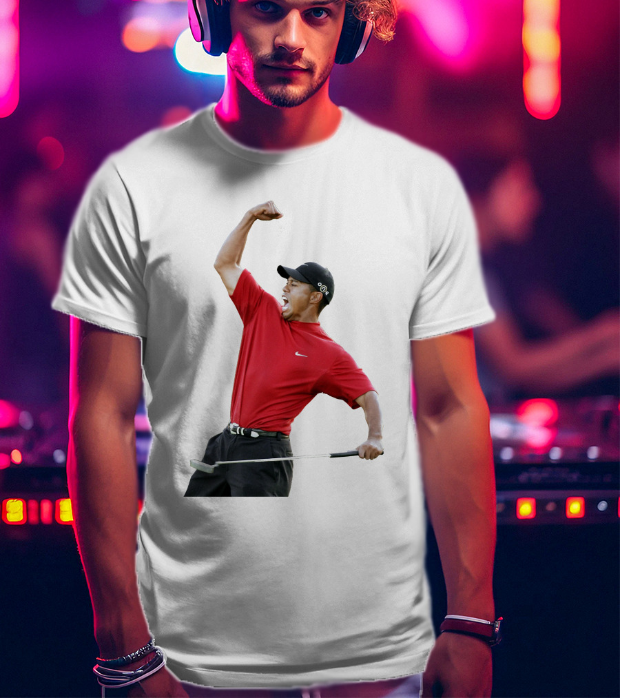 Tiger Woods Golf Victory Red Putter T-Shirt