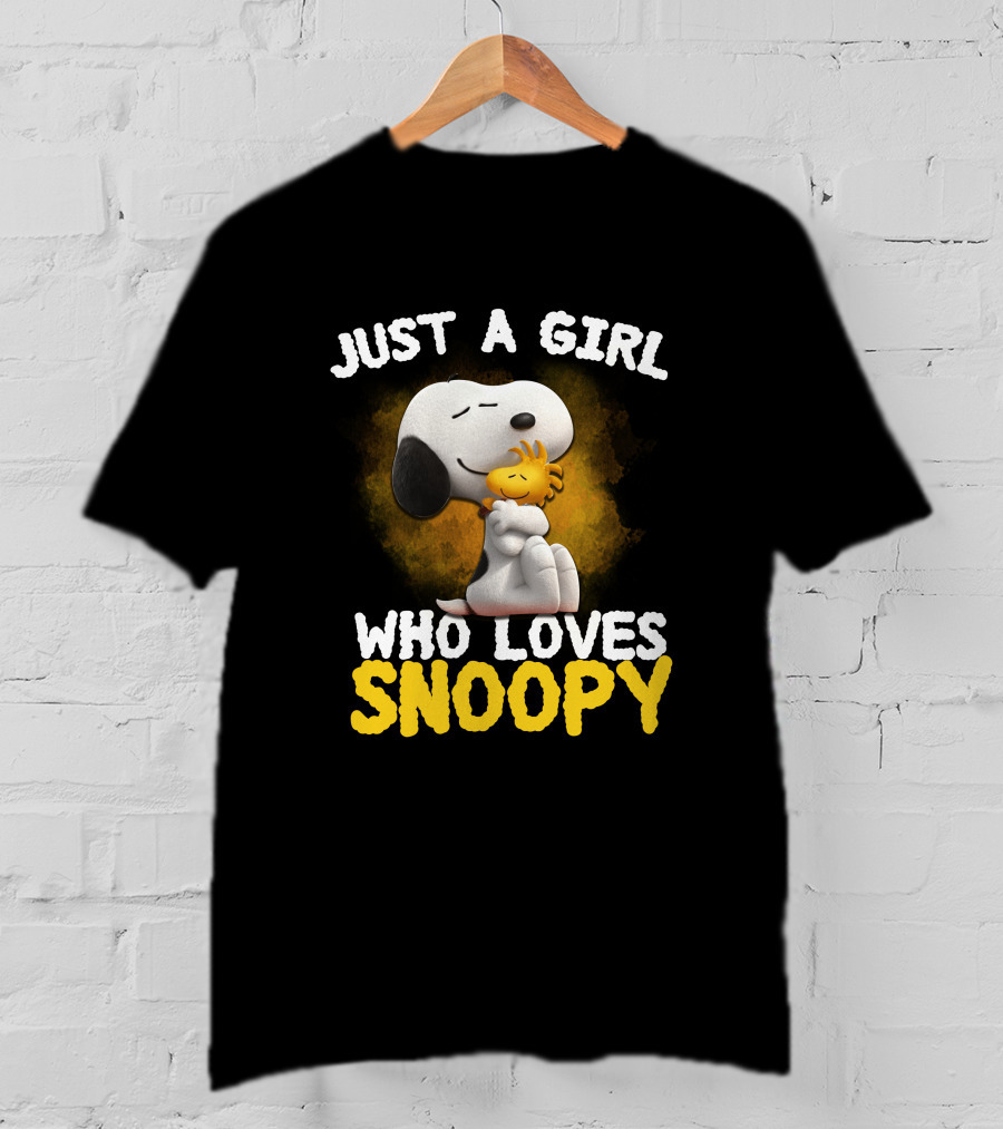 Just A Girl Who Loves Snoopy T-Shirt
