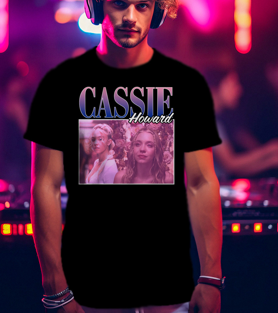 Cassie Howard Euphoria Taylorstoebeans 90s T-Shirt