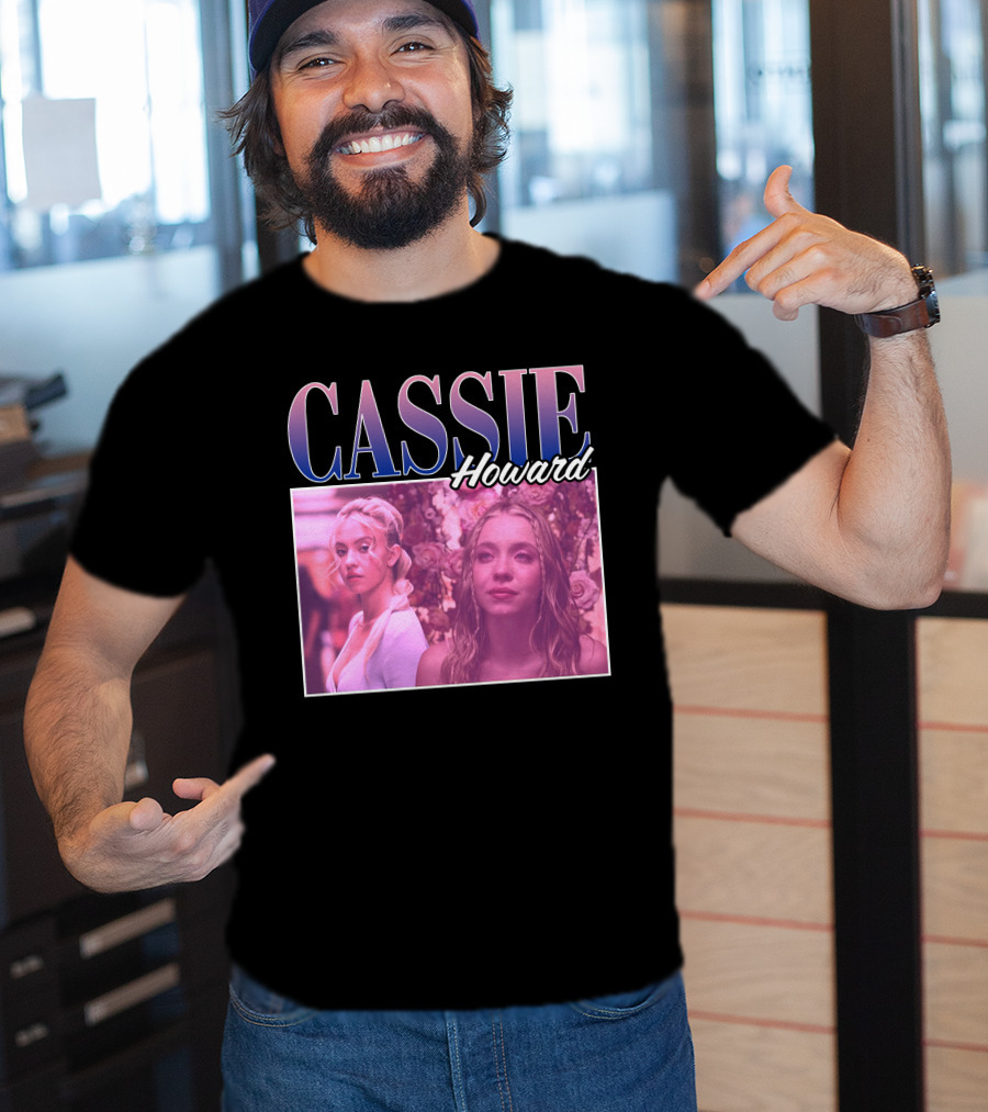 Cassie Howard Euphoria Taylorstoebeans 90s T-Shirt