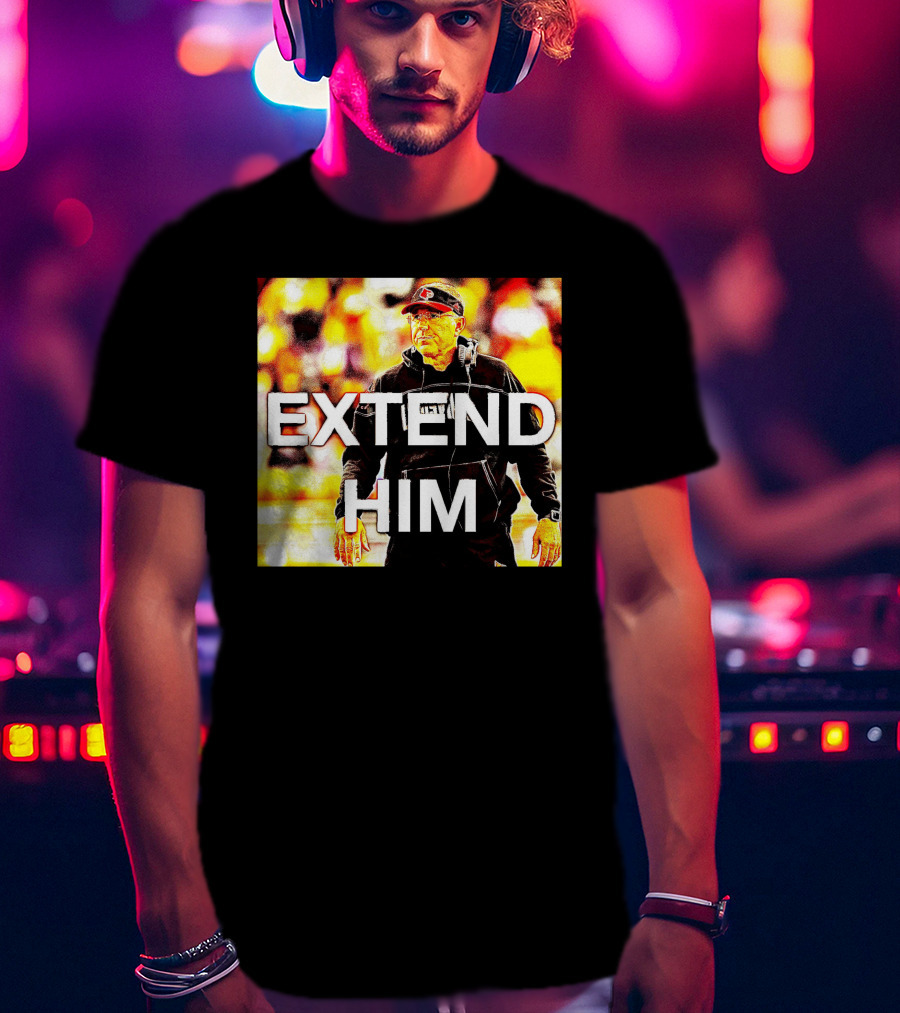 EXTEND HIM Coach With Headset And Red Cap T-Shirt
