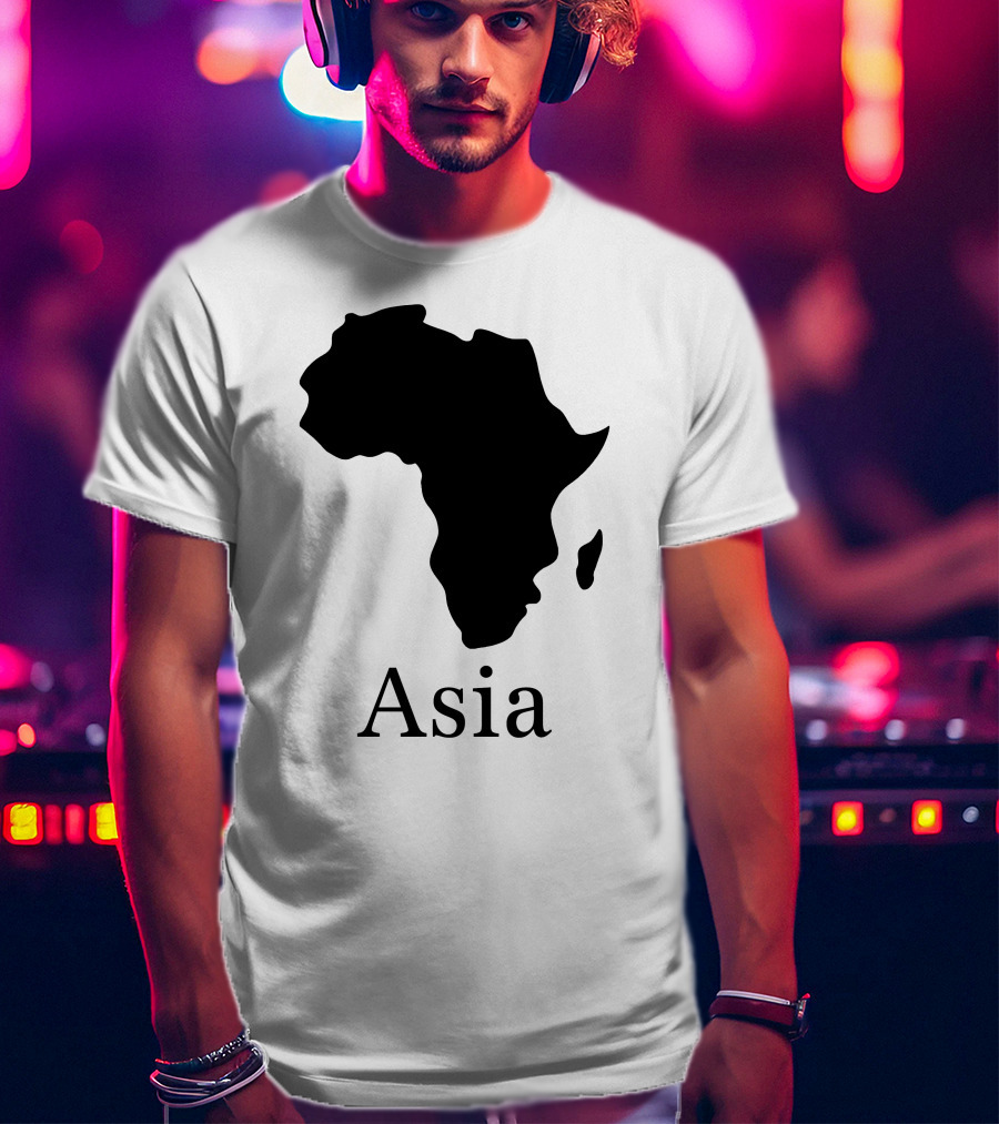 Asia Africa Map Optical Illusion T-Shirt