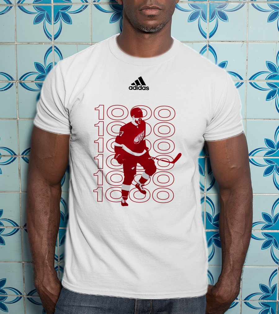 Detroit Red Wings 1000 Games Celebration Player T-Shirt