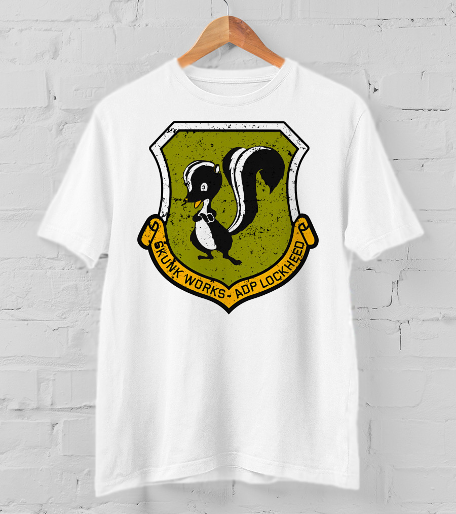 Skunk Works ADP Lockheed Vintage Emblem Badge T-Shirt