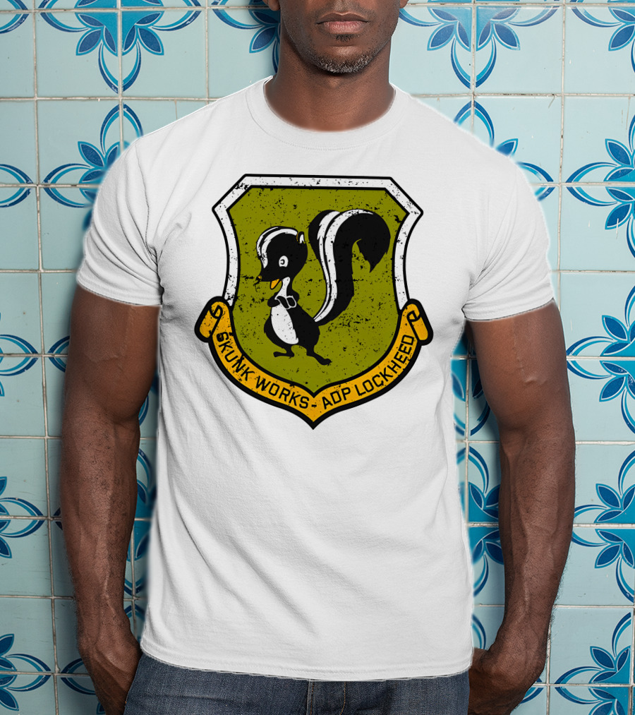 Skunk Works ADP Lockheed Vintage Emblem Badge T-Shirt