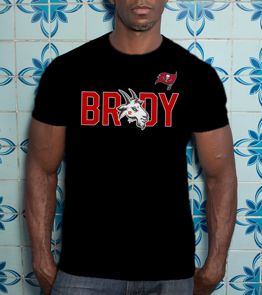 Tom Brady Buccaneers Goat With 12 Jersey And Flag T-Shirt