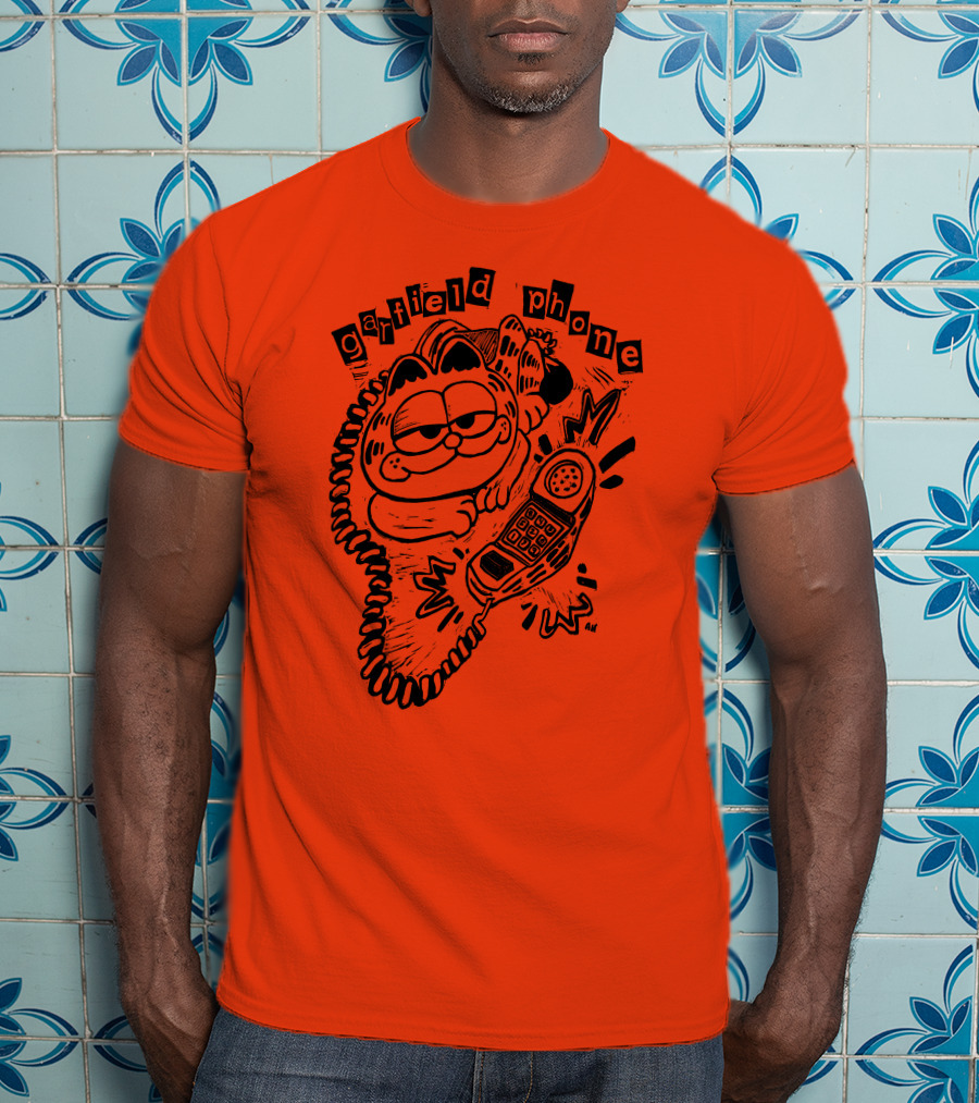 Craftsanity Shop Garfield Phone Relaxed Vintage Comic Vibe T-Shirt