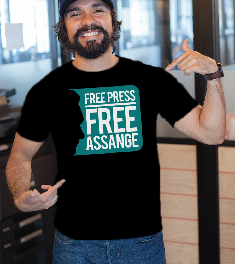 Free Press Free Assange Silhouette Campaign T-Shirt
