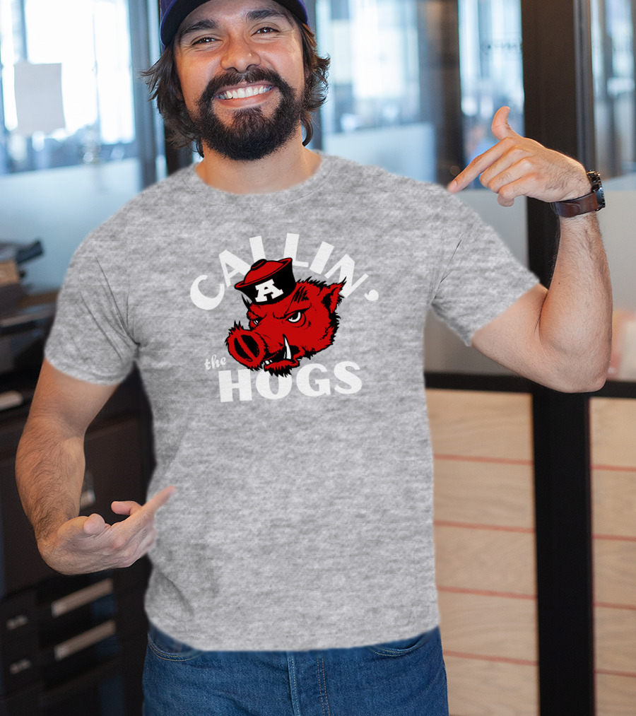 Charlie Hustle Store Callin' The Hogs Arkansas Razorbacks T-Shirt