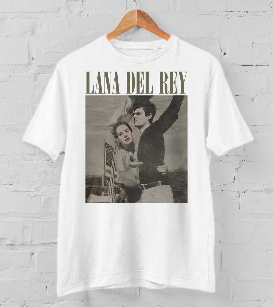 Lana Del Rey Vintage American Flag Couple Embrace T-Shirt