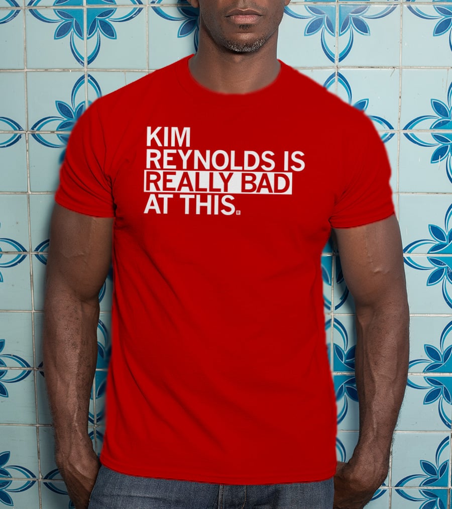 Kim Reynolds Is Really Bad At This T-Shirt