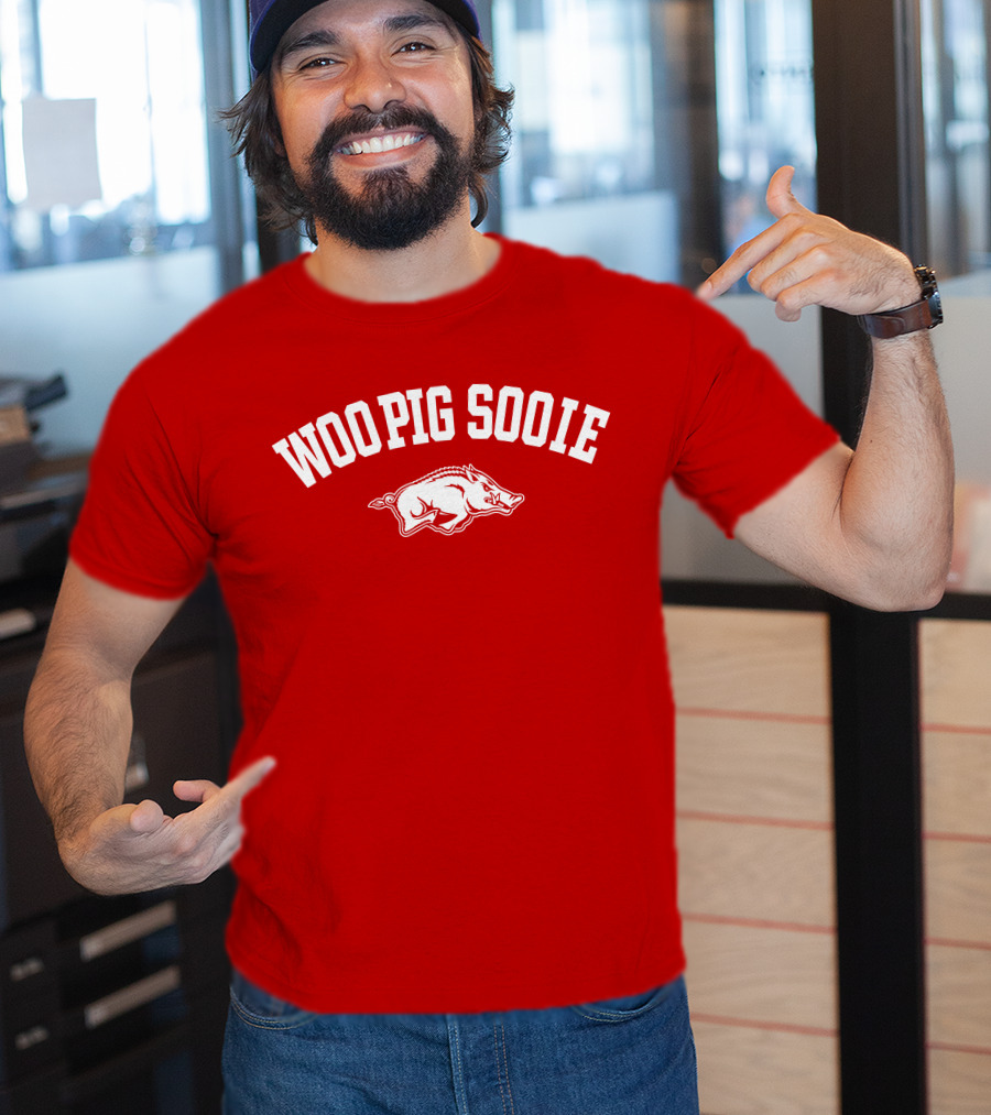 WOO PIG SOOIE Arkansas Razorbacks T-Shirt
