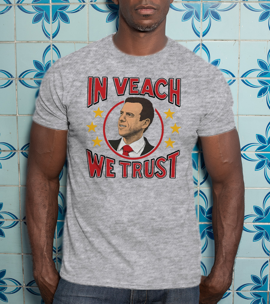 In Veach We Trust Red Tie Portrait With Yellow Stars T-Shirt