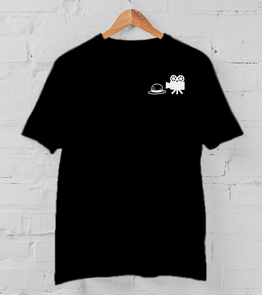 TV Animation One Piece Staff Henry Thurlow Straw Hat Pirate Film Camera T-Shirt