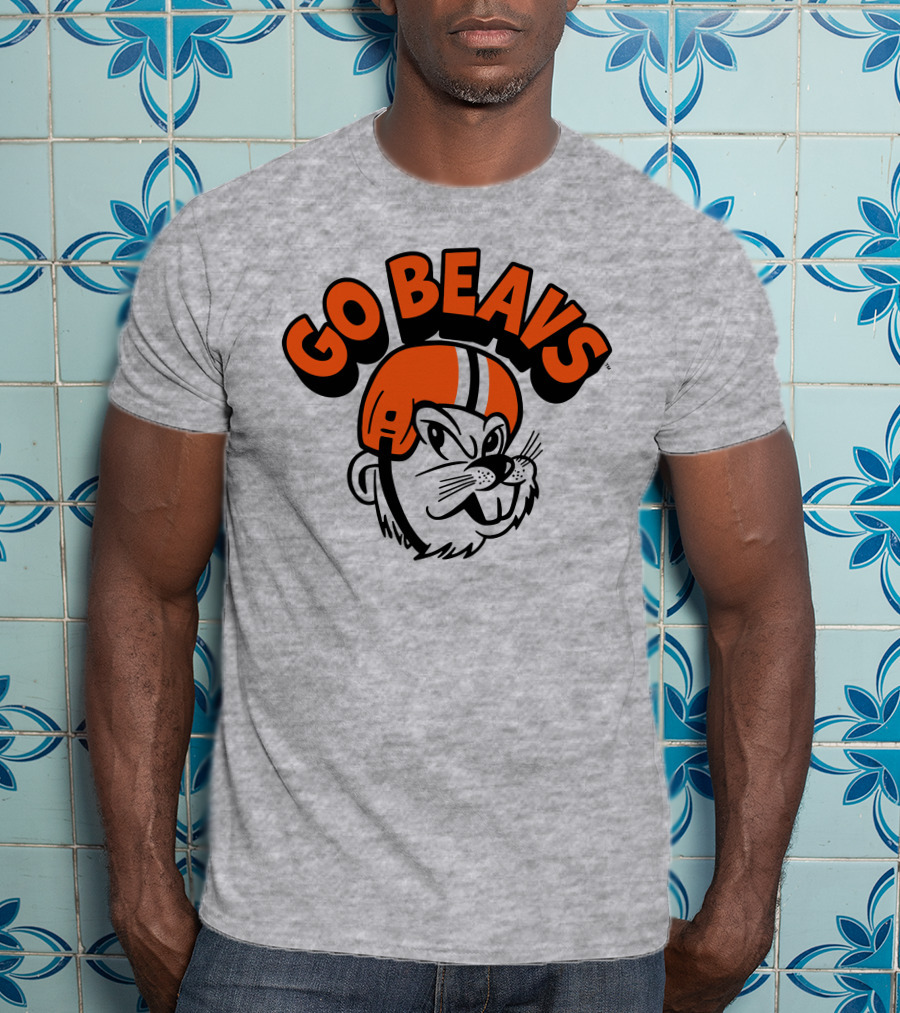 Vintage OSU Go Beavs Football Beaver Mascot T-Shirt