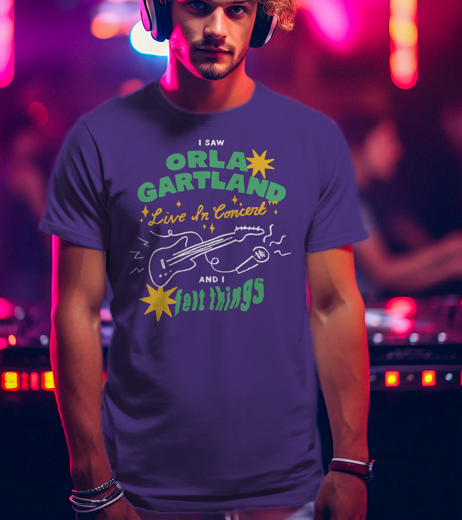 I Saw Orla Gartland Live In Concert And I Felt Things Guitar Microphone Stars T-Shirt