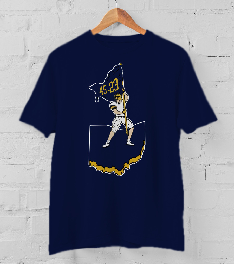 45-23 Football Player Flag Plant Ohio Outline T-Shirt