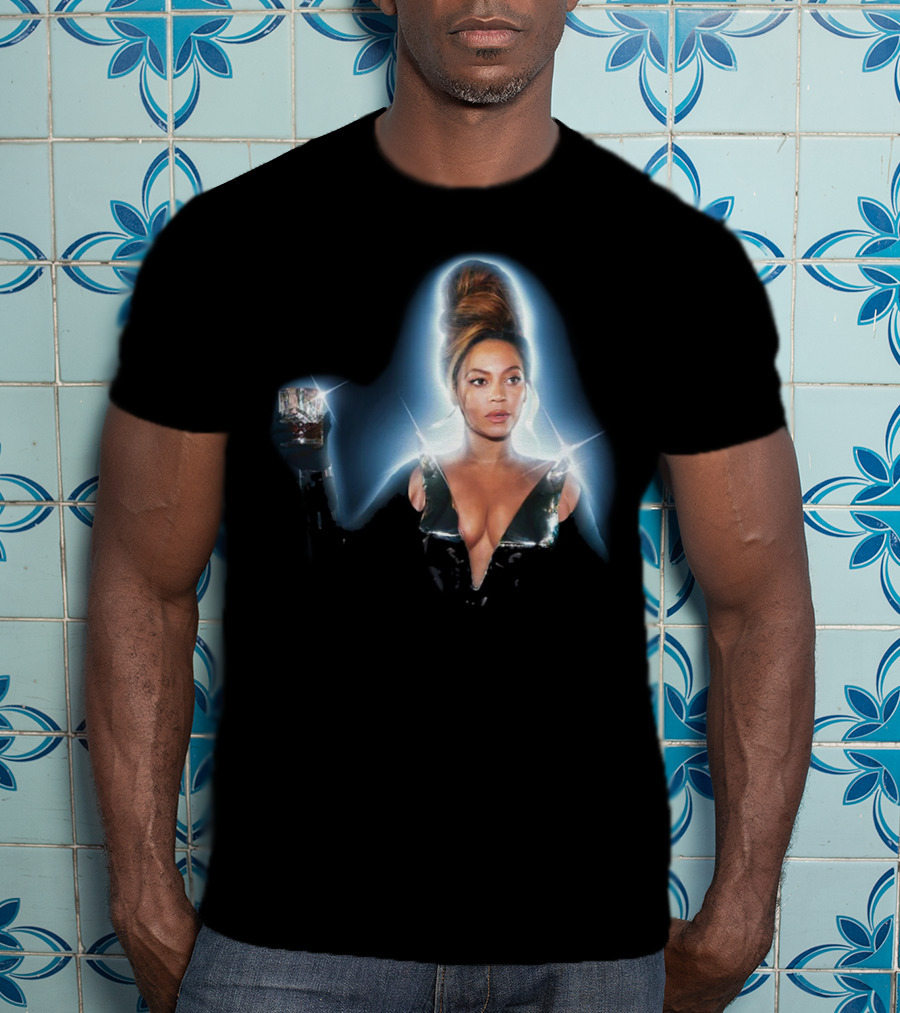 Beyonce That Girl Track Iconic Glamorous Photo With Drink T-Shirt