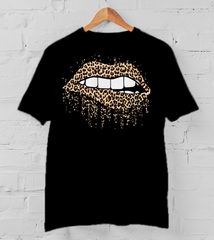 Cool Leopard Print Lips Bite Kiss Me Cheetah T-Shirt