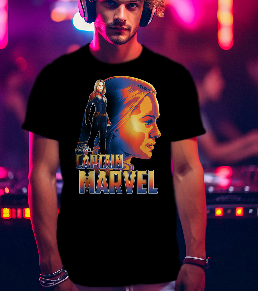 Captain Marvel Heroic Sunset Profile T-Shirt