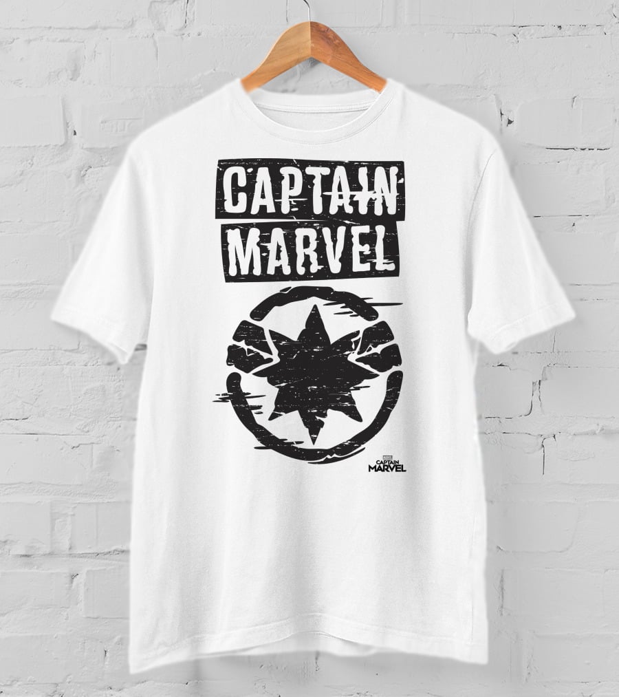 Captain Marvel Distressed Star Emblem With Painted Circle T-Shirt