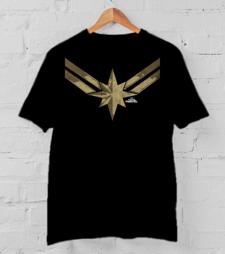 Captain Marvel Simple Gold Star Emblem With Subtle Shadow T-Shirt