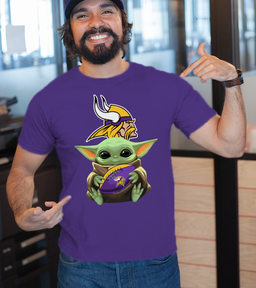 Vikings Football Baby Yoda T-Shirt
