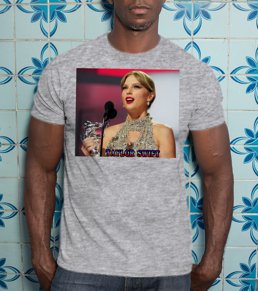 Taylor Swift Singer Songwriter Award Moment T-Shirt