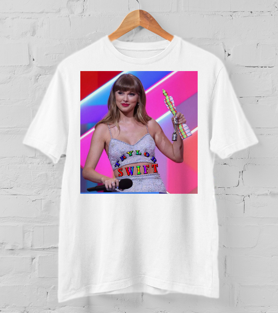 Taylor Swift Brit Awards Winning Moment T-Shirt