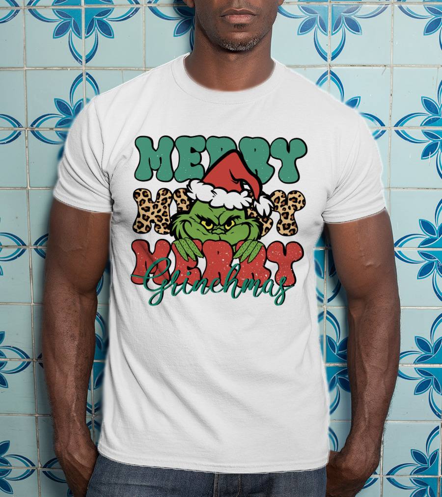 Merry Grinchmas Merry Merry Merry Grinch Christmas Santa Hat Green Face Leopard Print T-Shirt
