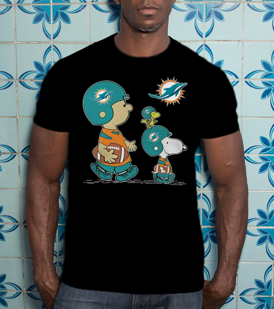 Snoopy Charlie Brown Miami Dolphins Football Helmets T-Shirt