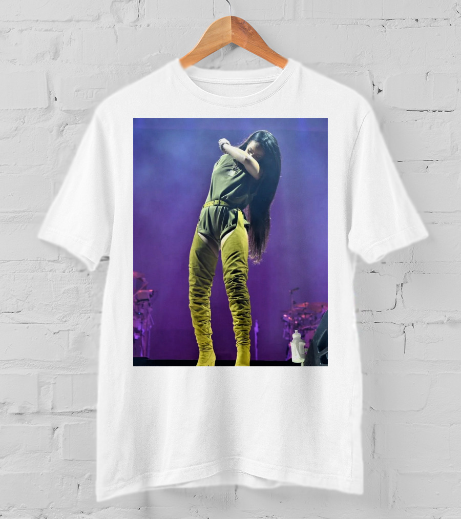 Rihanna Performing Live At Made In America Festival T-Shirt