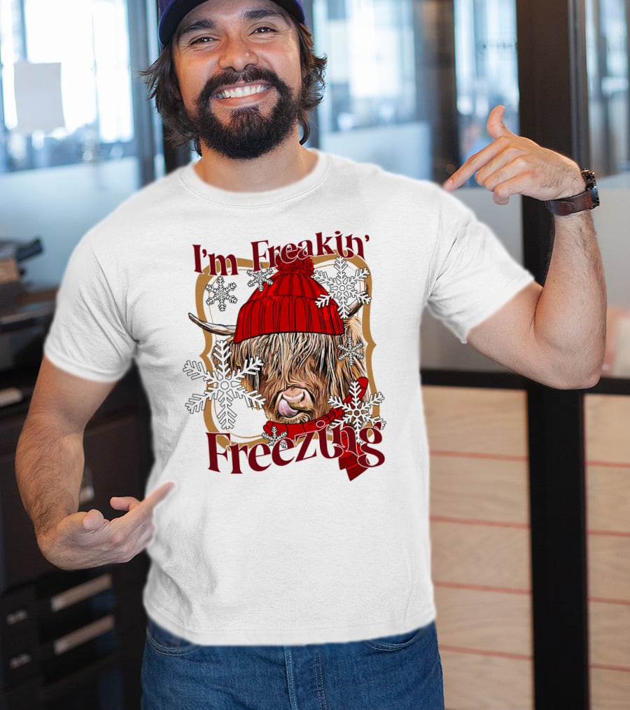 I'm Freakin' Freezing Highland Cow Snowflakes Winter T-Shirt