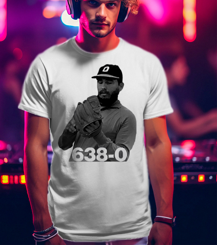 Castro 638-0 Baseball Pitcher Image With Cap Displaying 'O' T-Shirt