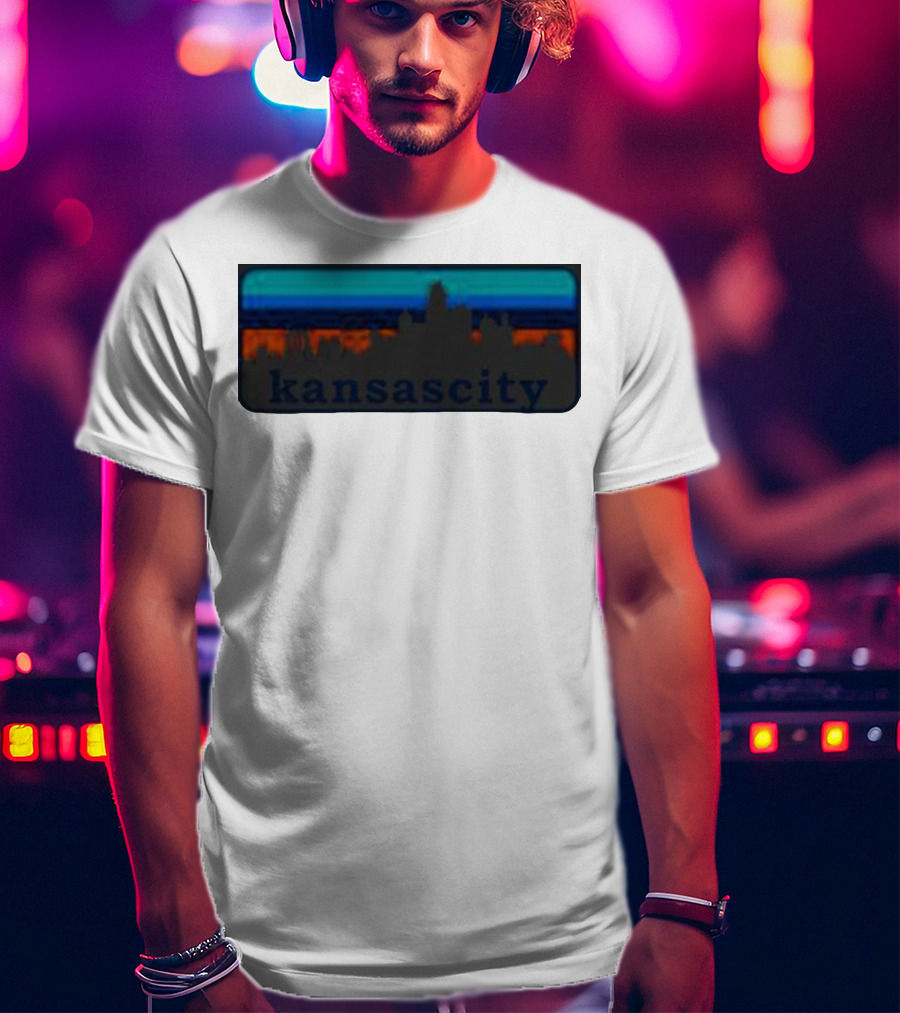 Kansas City Skyline Vintage Retro Sunset T-Shirt
