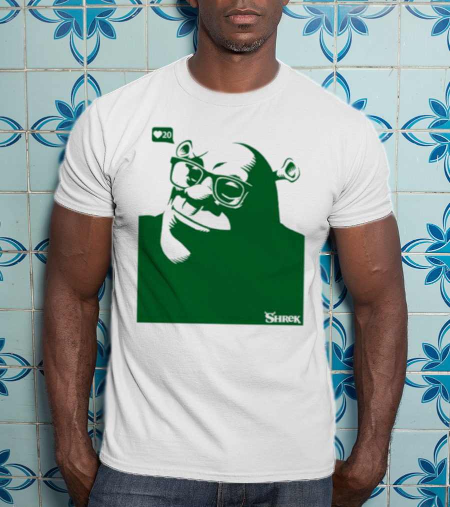 Shrek Bioworld Handsome Shrek 20 Likes Glasses T-Shirt