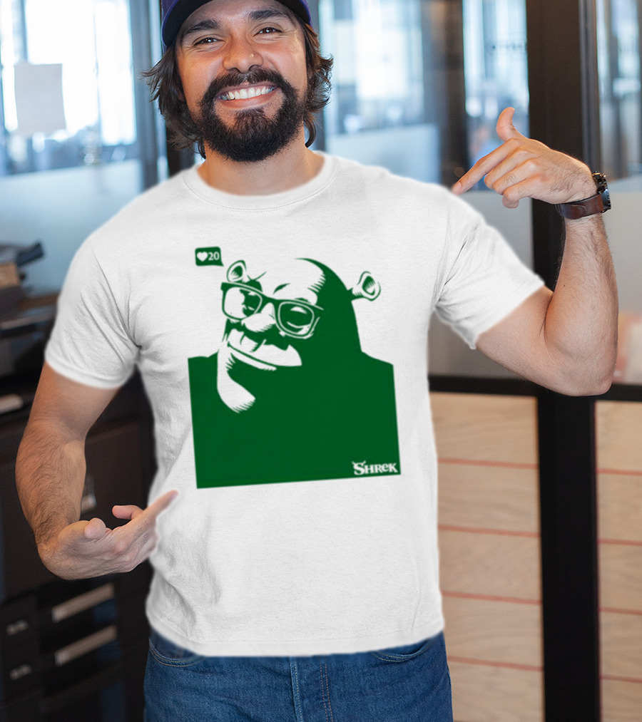 Shrek Bioworld Handsome Shrek 20 Likes Glasses T-Shirt