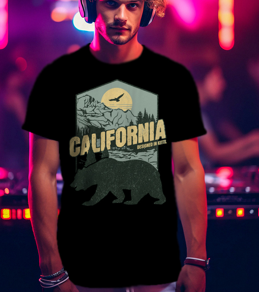 California Bear Wilderness Camping Hiking Designed In Kittl T-Shirt