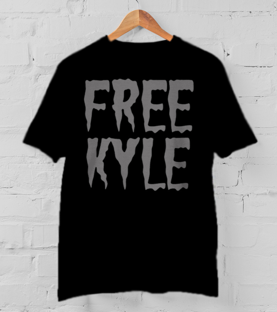 Free Kyle Rittenhouse Free Kyle Rittenhouse T-Shirt