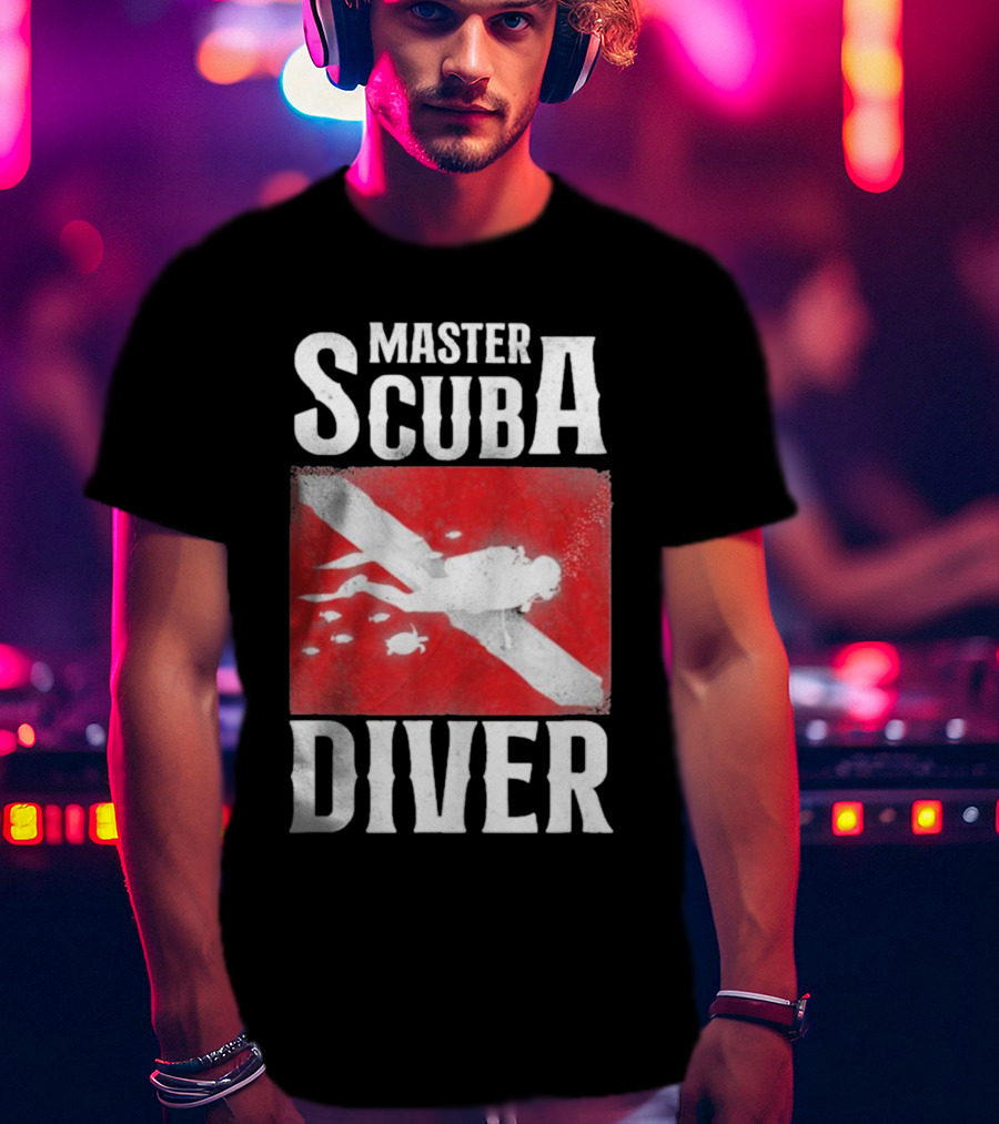 Master Scuba Diver Red Flag Diver Down T-Shirt