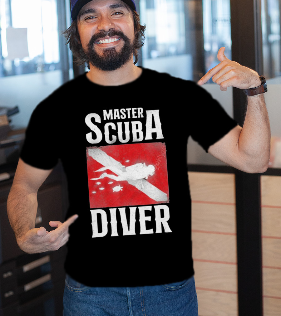 Master Scuba Diver Red Flag Diver Down T-Shirt