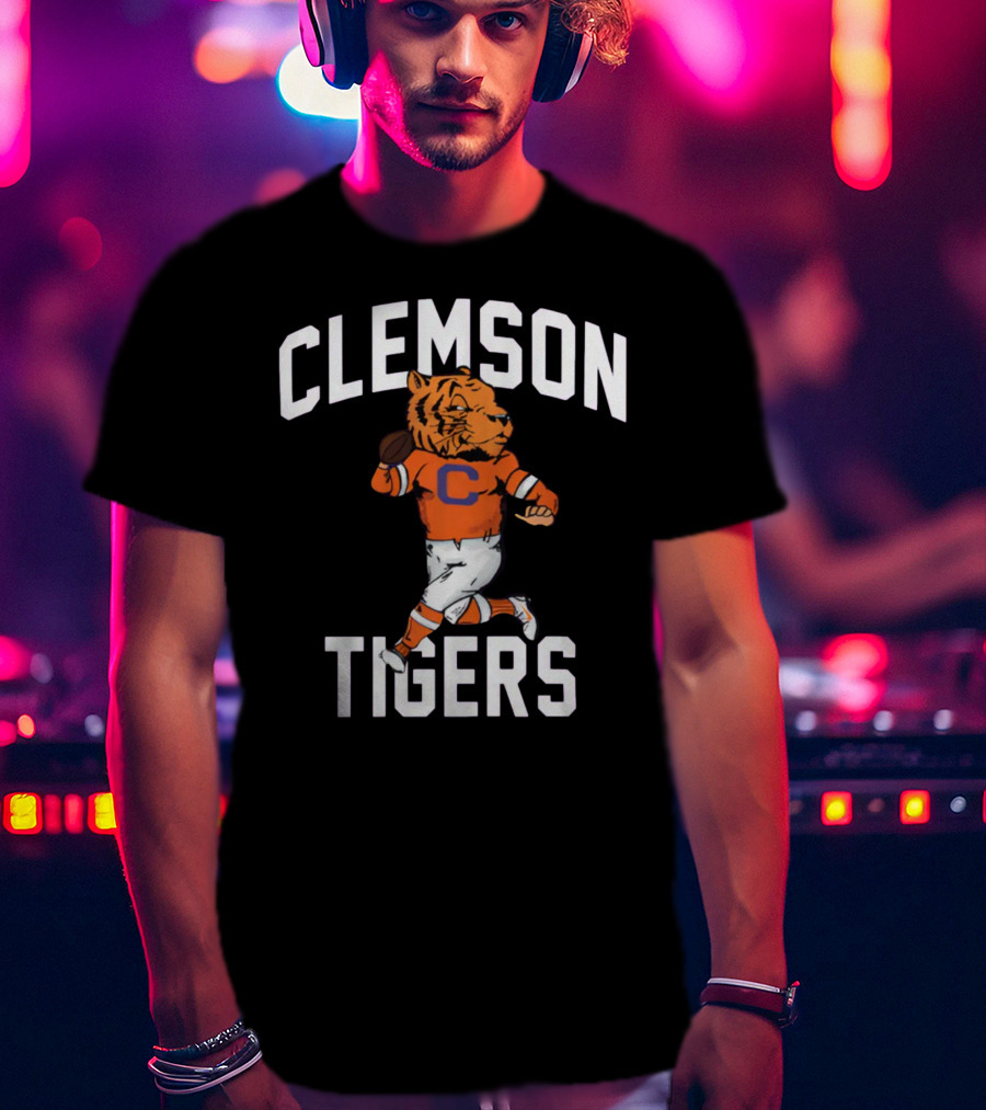 Clemson Tigers Vintage Style Retro Running Mascot T-Shirt