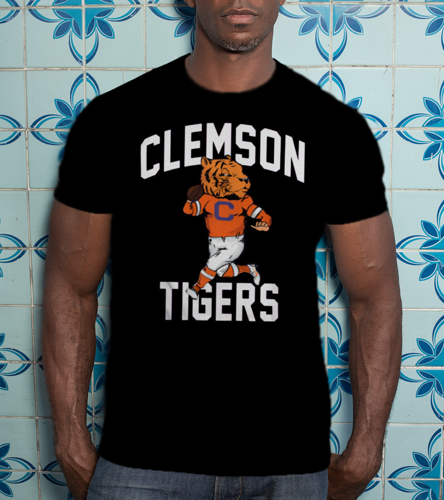 Clemson Tigers Vintage Style Retro Running Mascot T-Shirt
