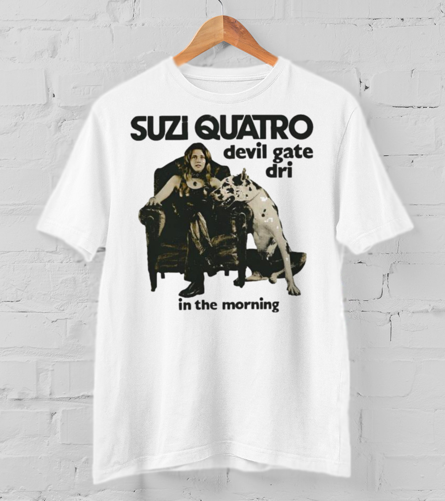 Suzi Quatro Devil Gate Drive In The Morning With Woman And Dalmatian Chair T-Shirt