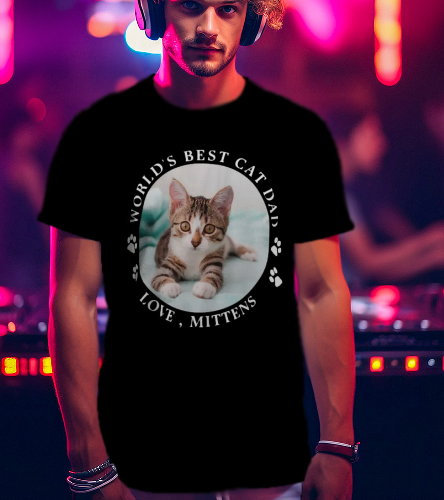 World's Best Cat Dad Love Mittens Paw Prints Personalized Cute Pet Photo T-Shirt