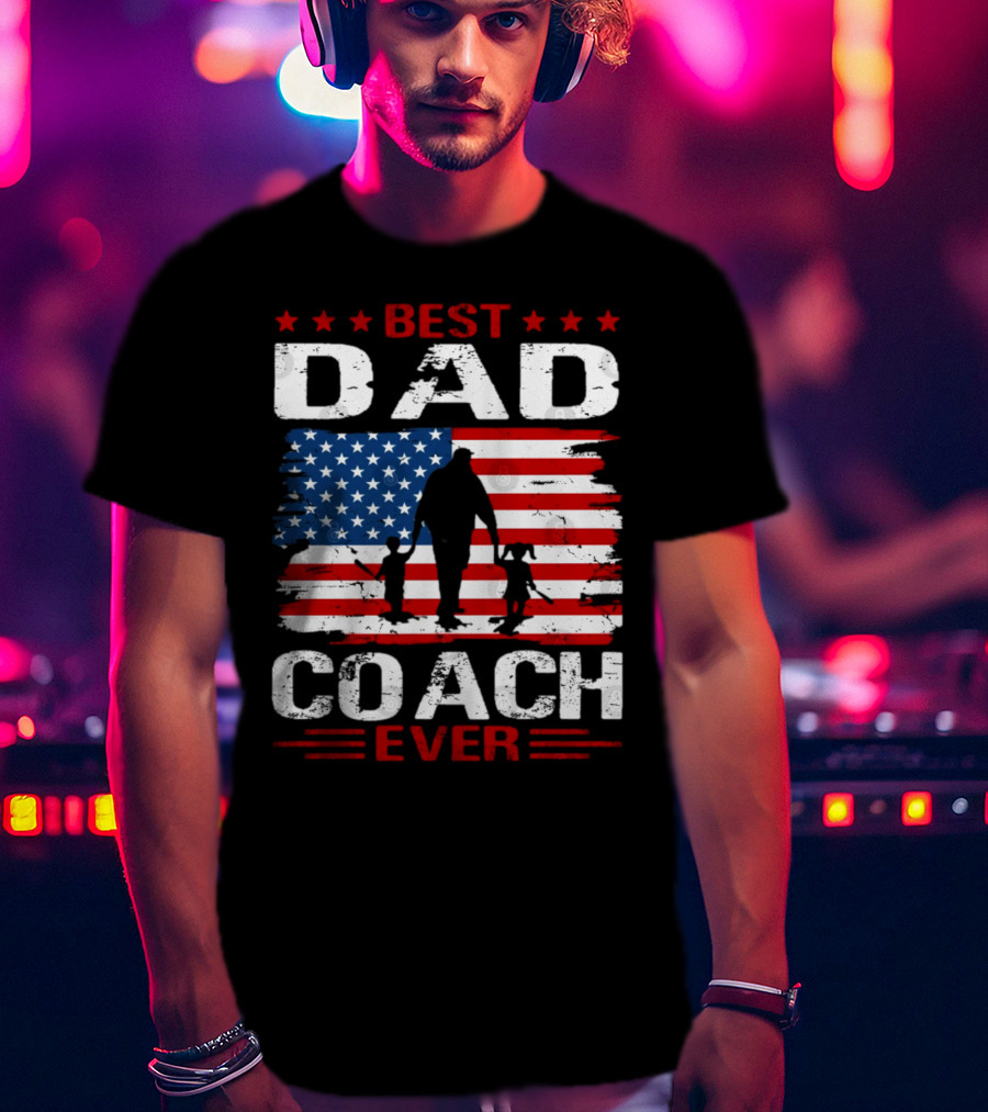 Best Dad Coach Ever USA Flag Baseball Dad Father's Day T-Shirt