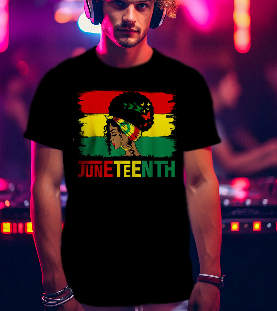 Juneteenth Remembering My Ancestors Celebrate Black Freedom Afro Woman Rasta Colors Flags T-Shirt