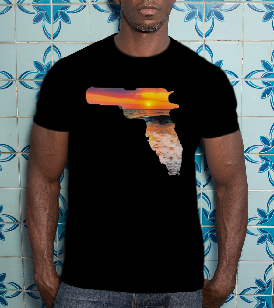 Florida The Gunshine State Gun Map Sunset Beach Scene T-Shirt