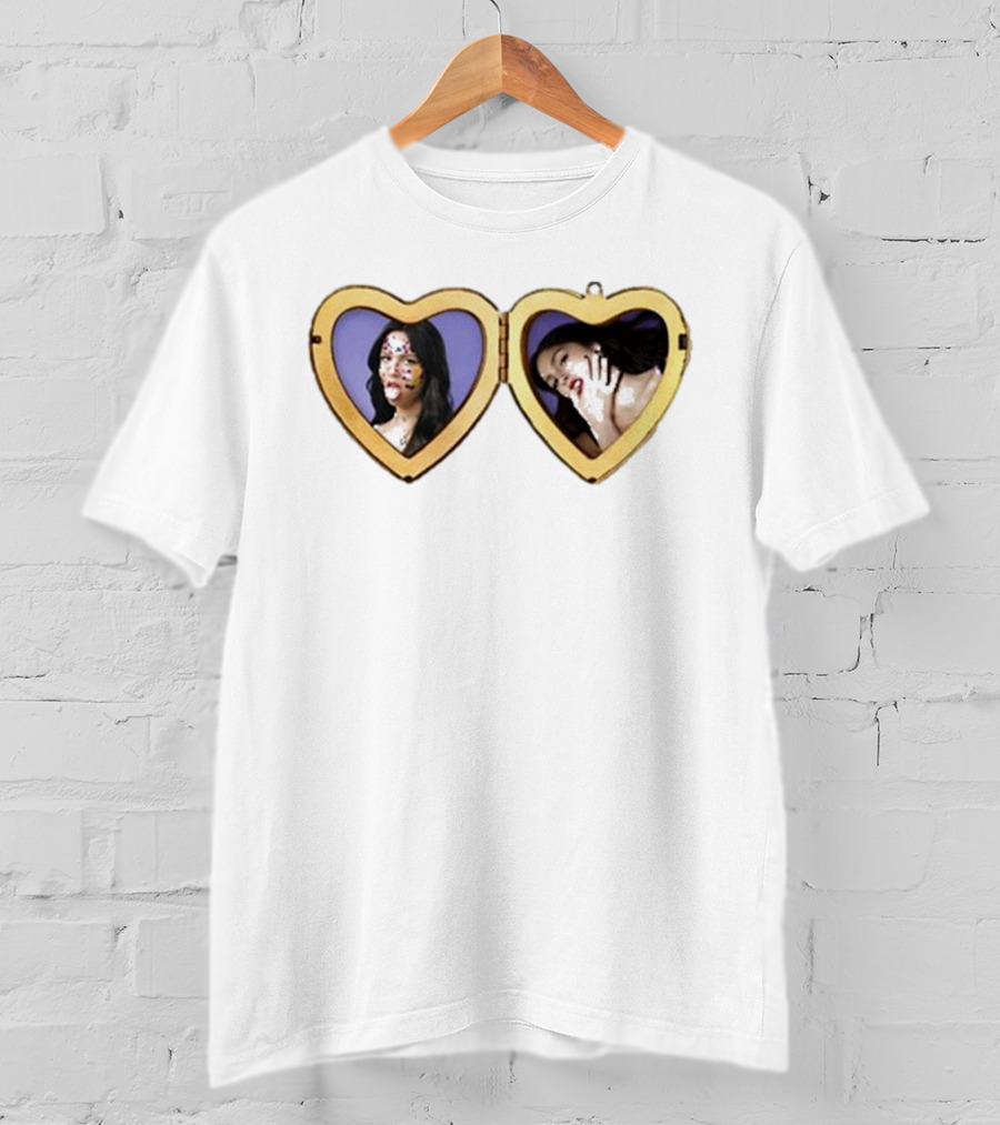 Guts Vampire Heart Locket T-Shirt