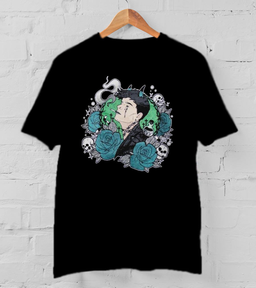 Costee Vampyyri Gothic Blue Roses And Skulls With Vampire And Smoke T-Shirt